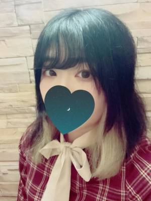 岡島まどか 25歳