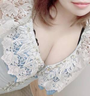 太田ちはる 33歳