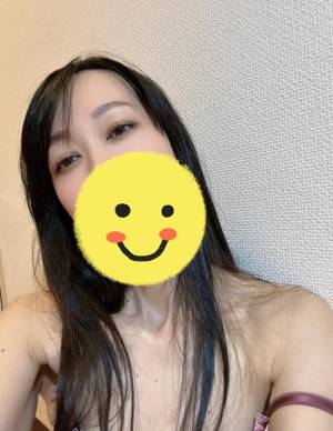 上条しの 44歳