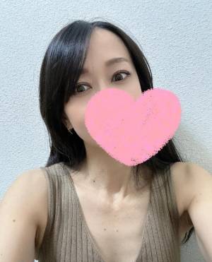 上条しの 44歳