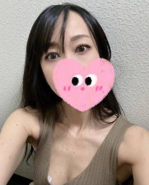 上条しの 44歳