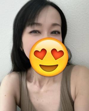 上条しの 44歳