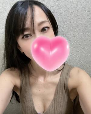 上条しの 44歳