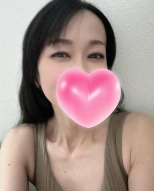 上条しの 44歳