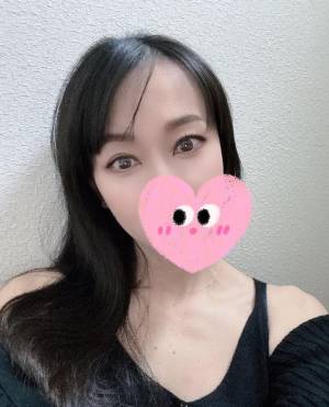 上条しの 44歳