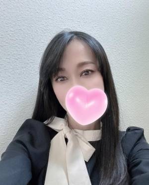上条しの 44歳
