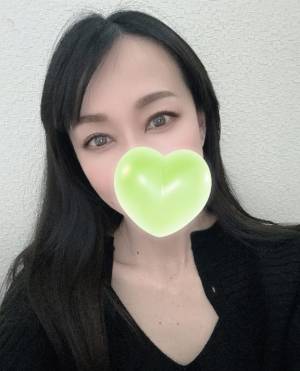 上条しの 44歳