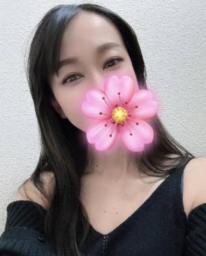 上条しの 44歳