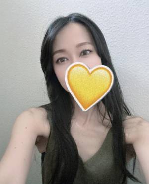 上条しの 44歳