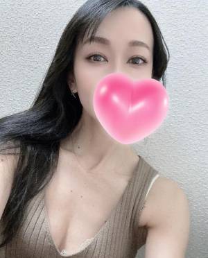 上条しの 44歳
