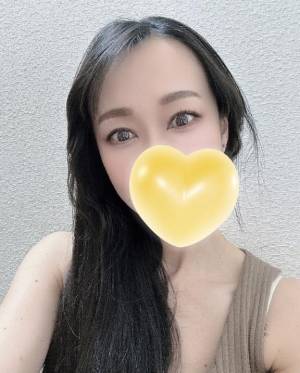 上条しの 44歳