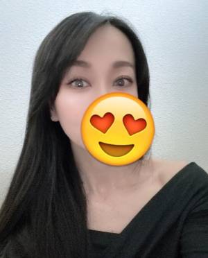 上条しの 44歳