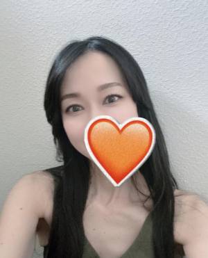 上条しの 44歳