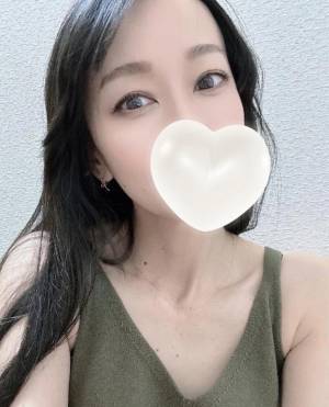 上条しの 44歳