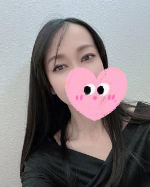 上条しの 44歳