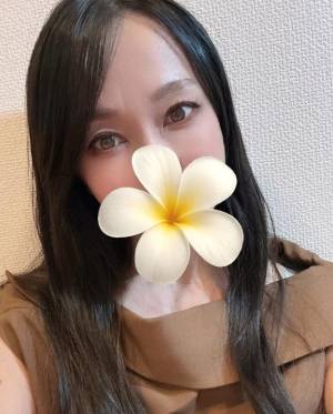 上条しの 44歳