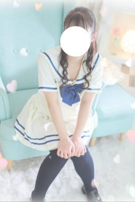 村山ゆず 25歳