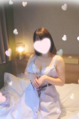 村山ゆず 25歳