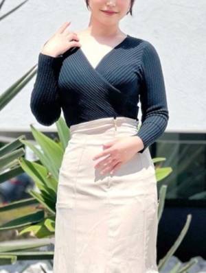 春瀬くるみ 39歳