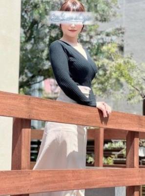 春瀬くるみ 39歳