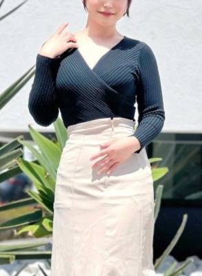 春瀬くるみ 39歳