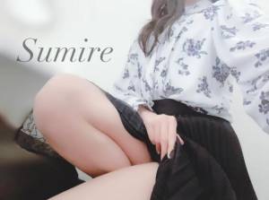 月野すみれ 28歳