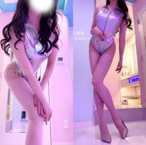 月野すみれ 28歳