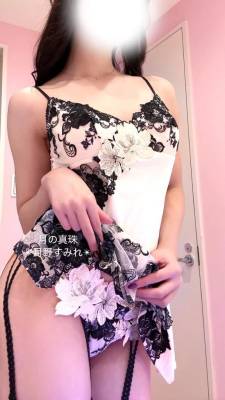 月野すみれ 28歳