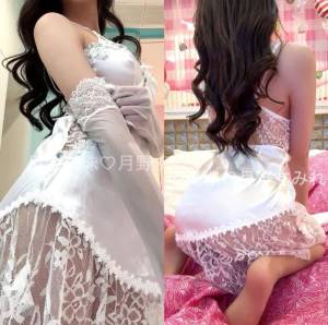 月野すみれ 28歳