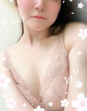 倉野かすみ 33歳