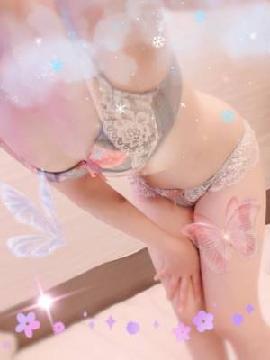 倉野かすみ 33歳