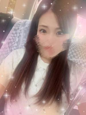 中野ゆうり 28歳