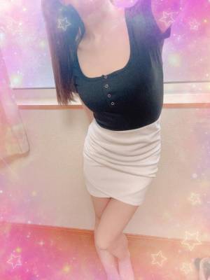 中野ゆうり 28歳