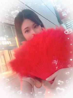 中野ゆうり 28歳