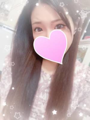 中野ゆうり 28歳