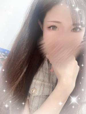 中野ゆうり 28歳