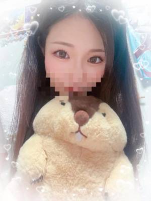 中野ゆうり 28歳