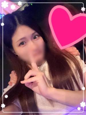 中野ゆうり 28歳