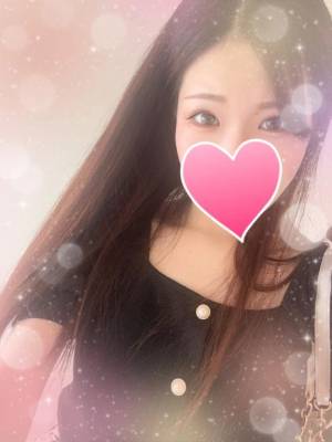 中野ゆうり 28歳