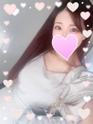 中野ゆうり 28歳