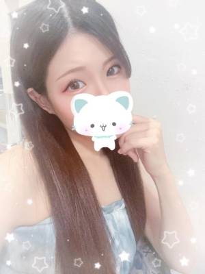中野ゆうり 28歳