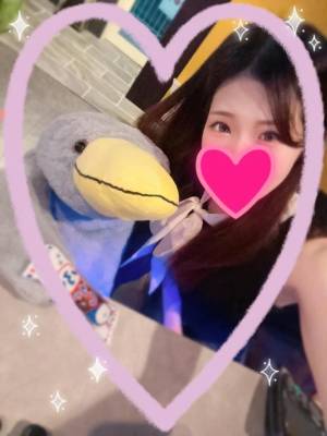 中野ゆうり 28歳