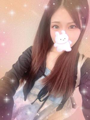 中野ゆうり 28歳