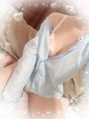 中野ゆうり 28歳