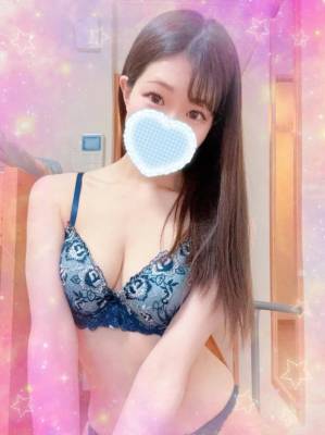 中野ゆうり 28歳
