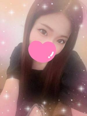 中野ゆうり 28歳