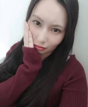 春谷ちよ 34歳