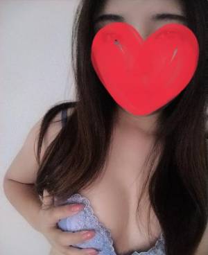 新倉あおい 36歳