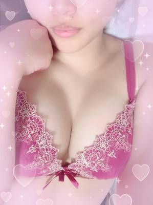 金井れみ 27歳