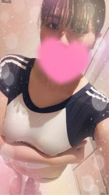 金井れみ 27歳